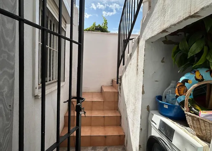 Cerca De La Playa * Denia